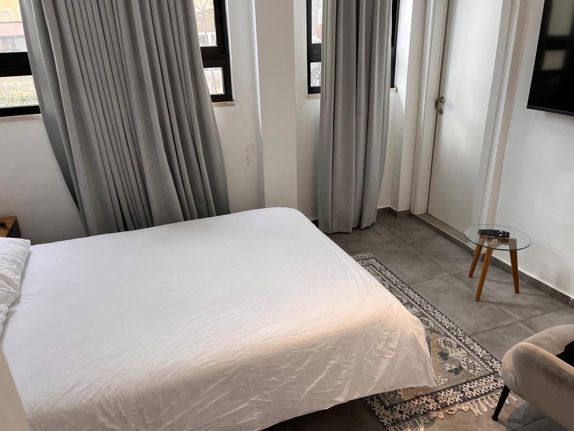 텔아비브 Yona 8 B&B 객실 사진